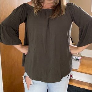 1X Off The Shoulder Quarter Sleeve